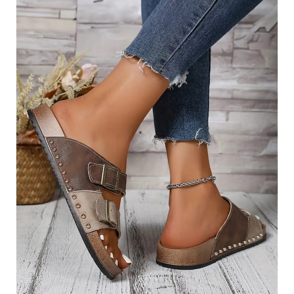 Everyday Chic Buckle Sandals