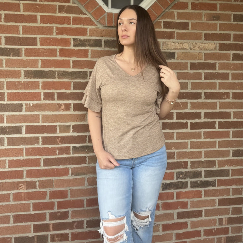 Sweet Flutter Casula Tee in Mocha