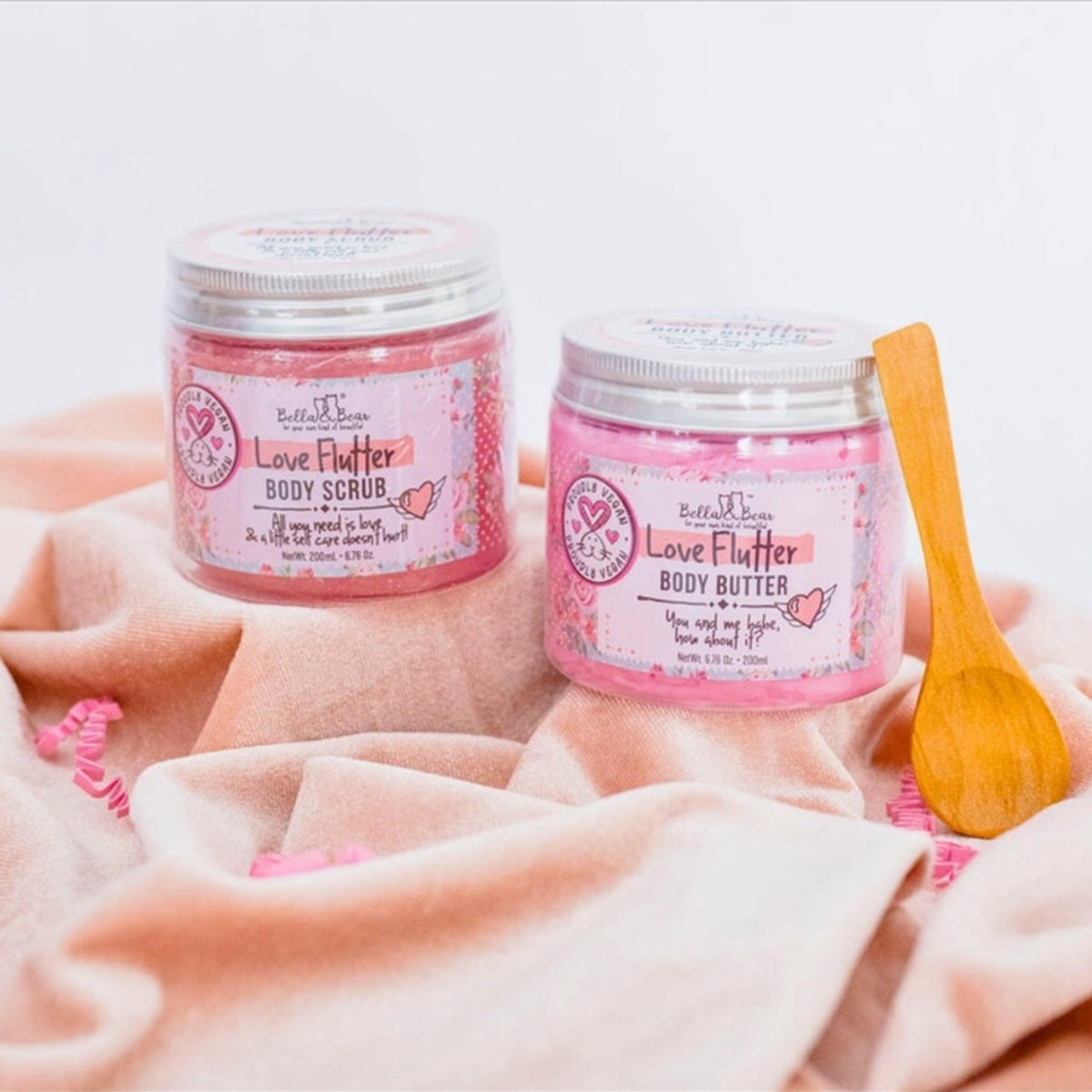 Bella & Bear 
Love Flutter Gift Set | Body Scrub | Body Butter