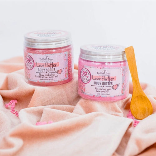 Bella & Bear 
Love Flutter Gift Set | Body Scrub | Body Butter
